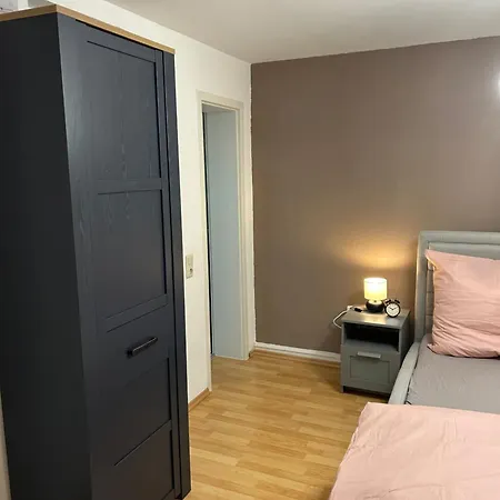 Zentrales Wohlfuehlapartment Mit Kaffee & Netflix Apartmán